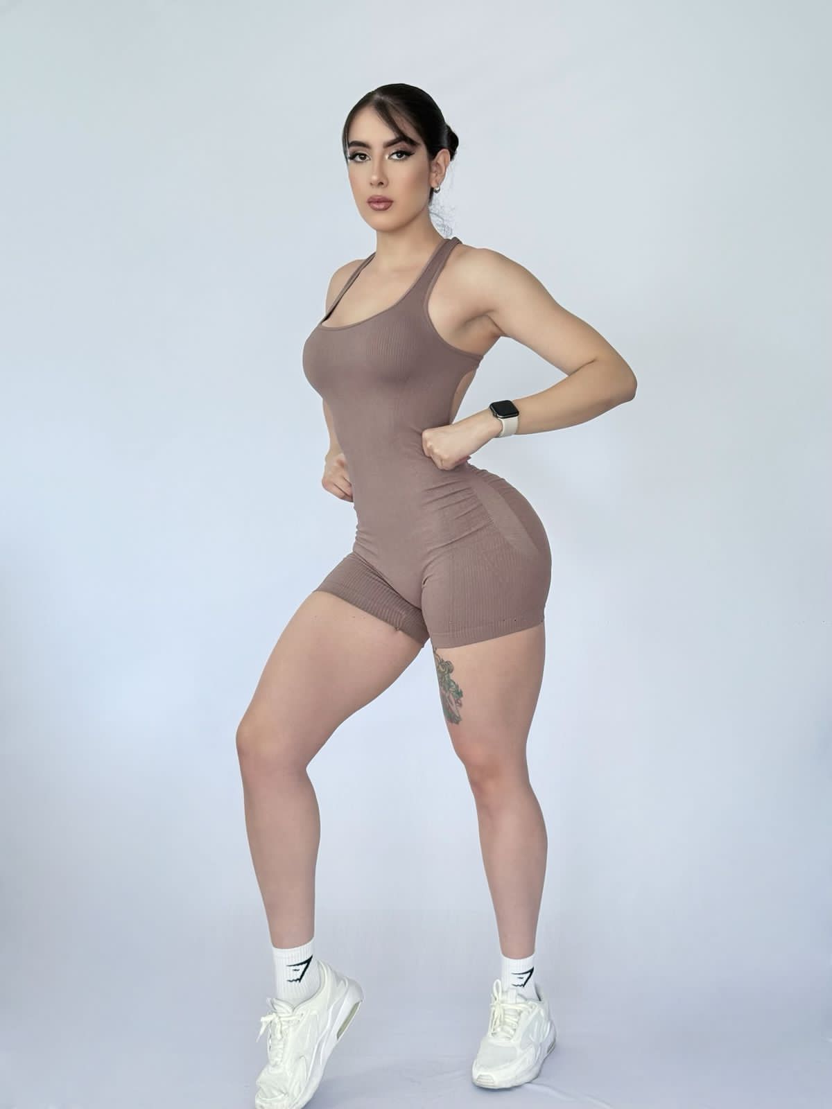 Enterizo shorts con gota en la espalda