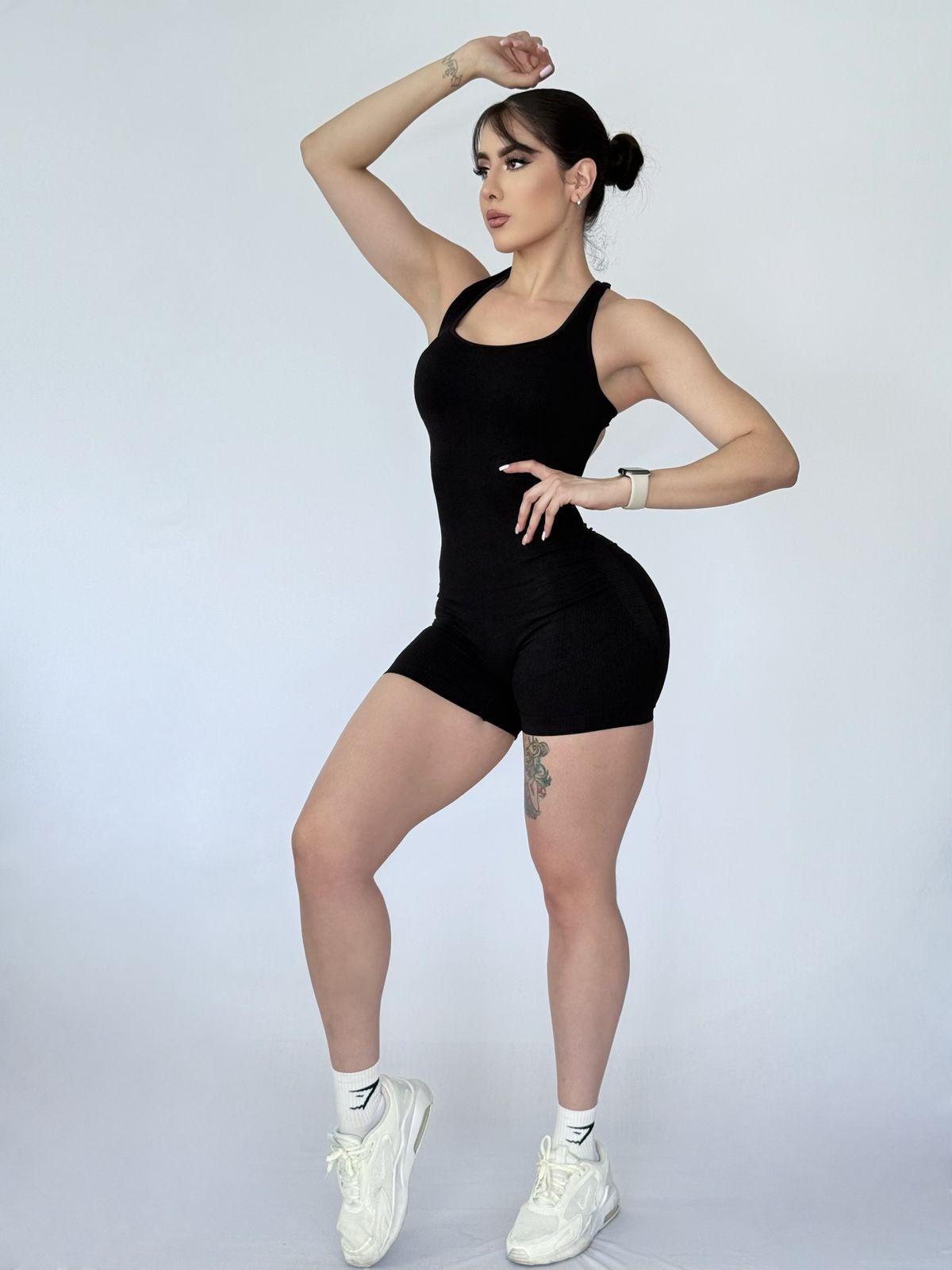 Enterizo shorts con gota en la espalda